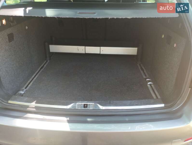 Універсал Skoda Superb 2011 в Лубнах