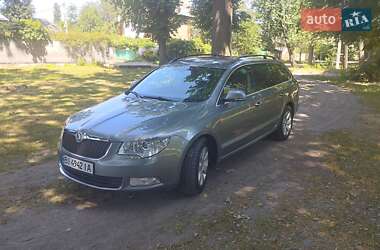 Універсал Skoda Superb 2011 в Лубнах