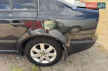 Лифтбек Skoda Superb 2006 в 