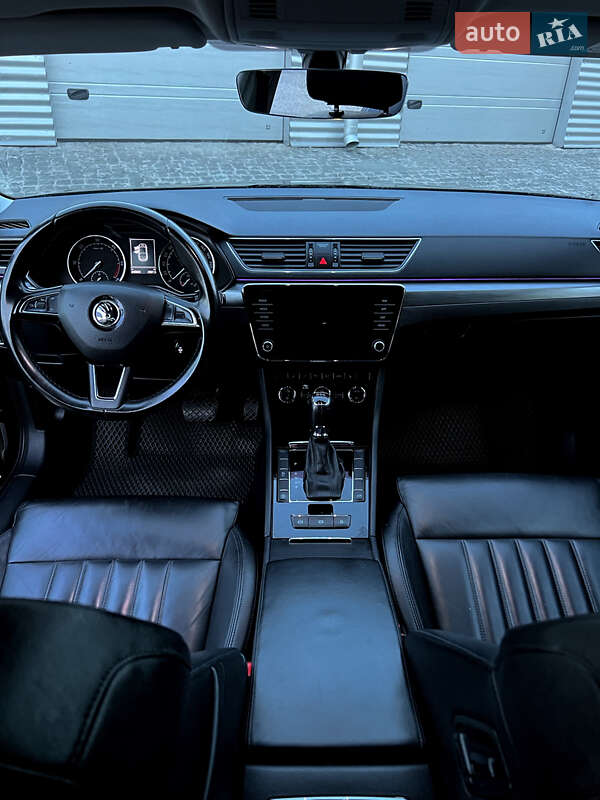 Ліфтбек Skoda Superb 2018 в Дніпрі