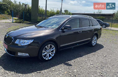 Универсал Skoda Superb 2011 в 