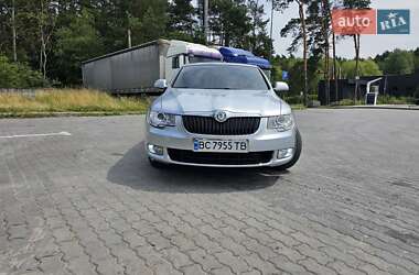 Лифтбек Skoda Superb 2010 в 
