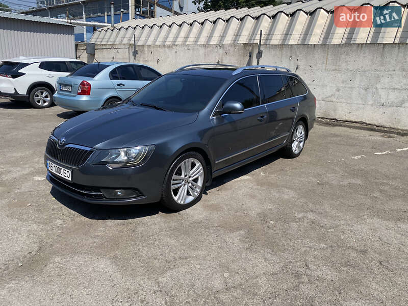 Универсал Skoda Superb 2013 в Днепре