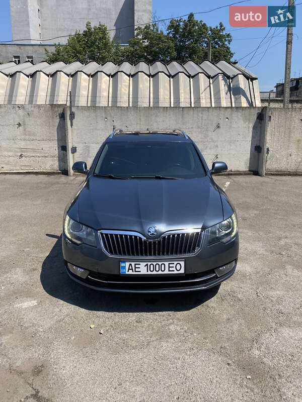 Универсал Skoda Superb 2013 в Днепре