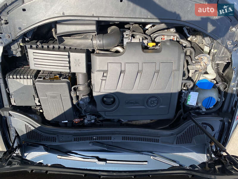 Универсал Skoda Superb 2013 в Днепре