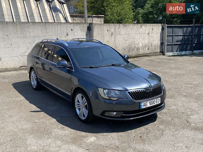 Универсал Skoda Superb 2013 в Днепре