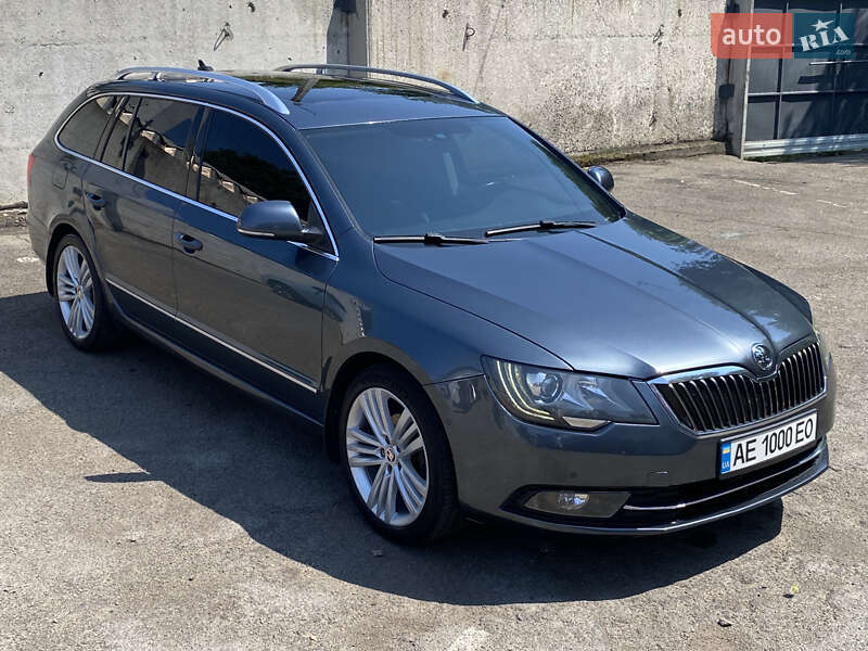 Универсал Skoda Superb 2013 в Днепре