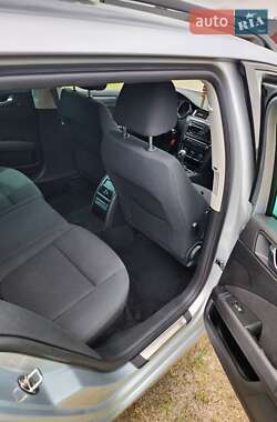 Универсал Skoda Superb 2010 в 