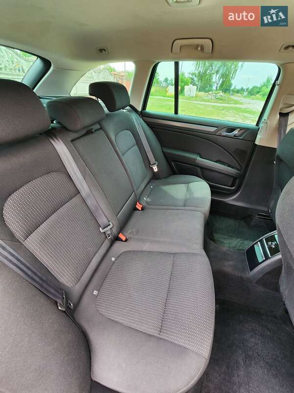 Универсал Skoda Superb 2010 в Луцке