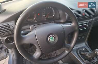 Лифтбек Skoda Superb 2006 в 