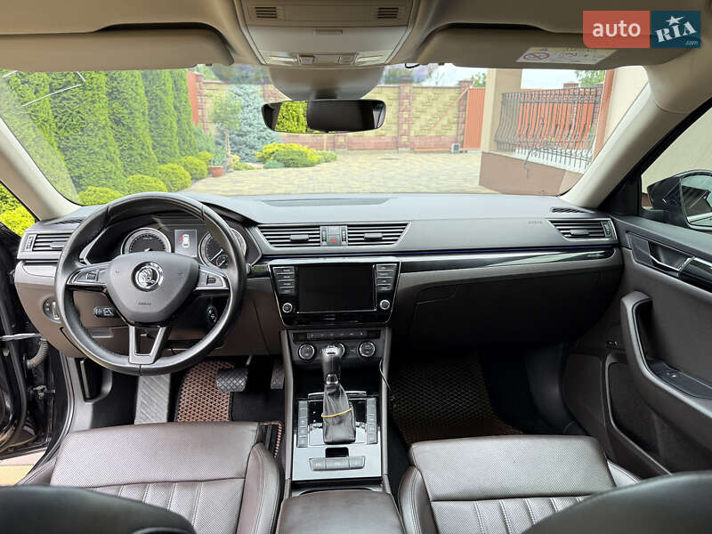 Універсал Skoda Superb 2016 в Луцьку