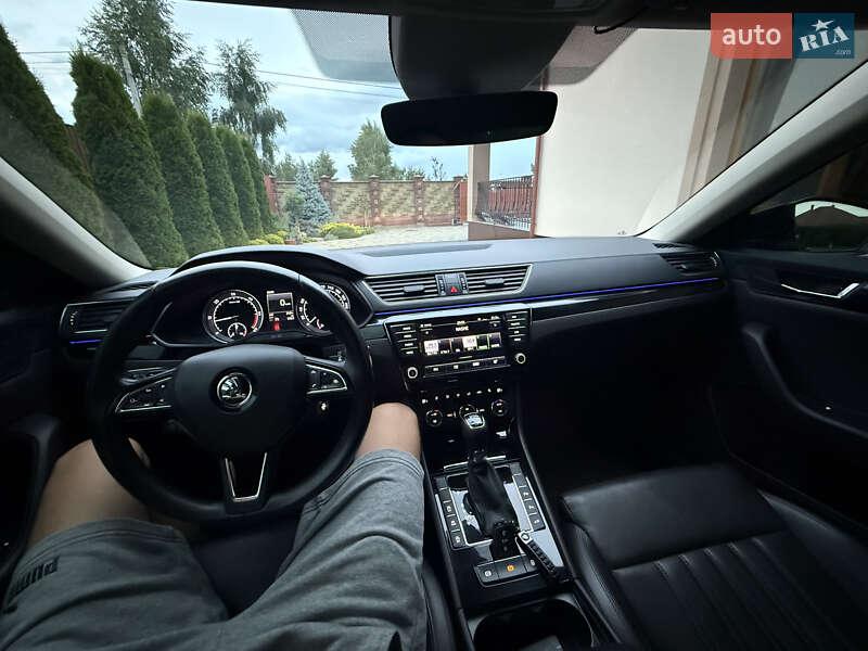 Універсал Skoda Superb 2016 в Луцьку