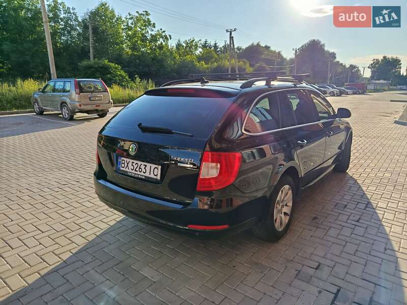 Универсал Skoda Superb 2011 в Хмельницком