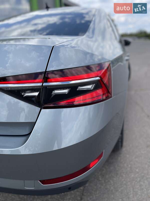 Лифтбек Skoda Superb 2020 в Кривом Роге