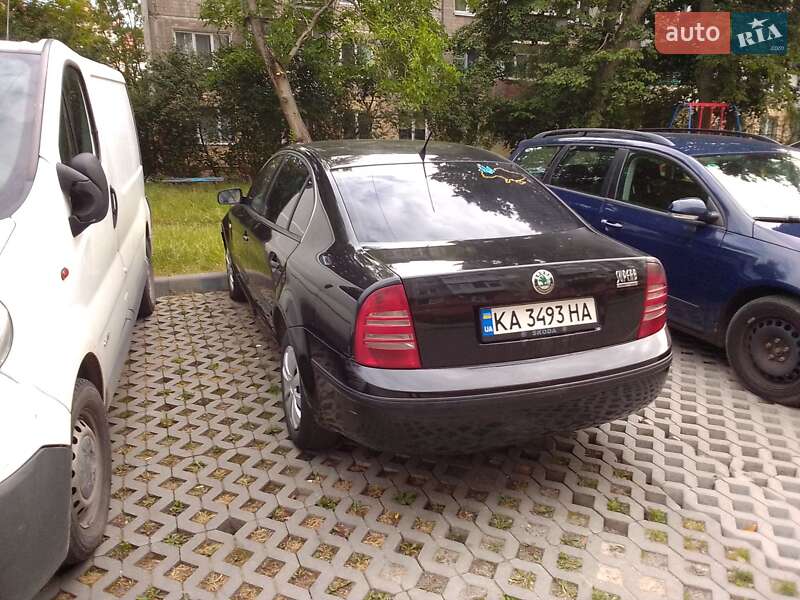 Ліфтбек Skoda Superb 2006 в Тернополі