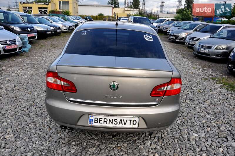 Лифтбек Skoda Superb 2008 в Львове