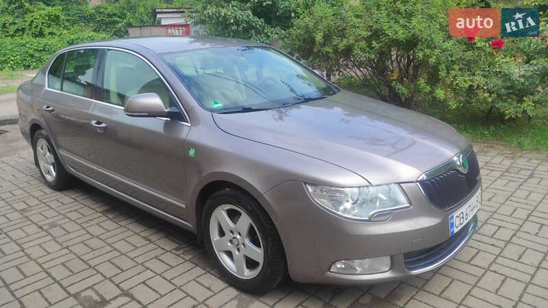 Лифтбек Skoda Superb 2011 в Нежине