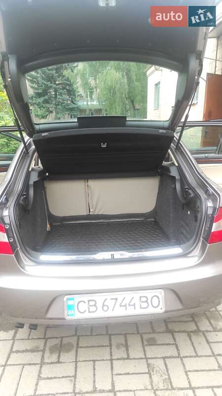 Лифтбек Skoda Superb 2011 в Нежине