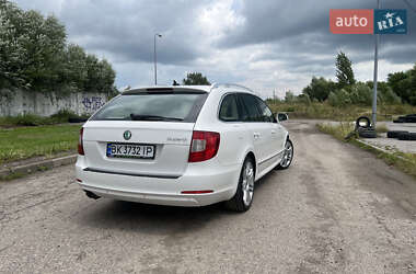 Универсал Skoda Superb 2010 в 