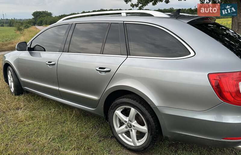 Універсал Skoda Superb 2010 в Житомирі