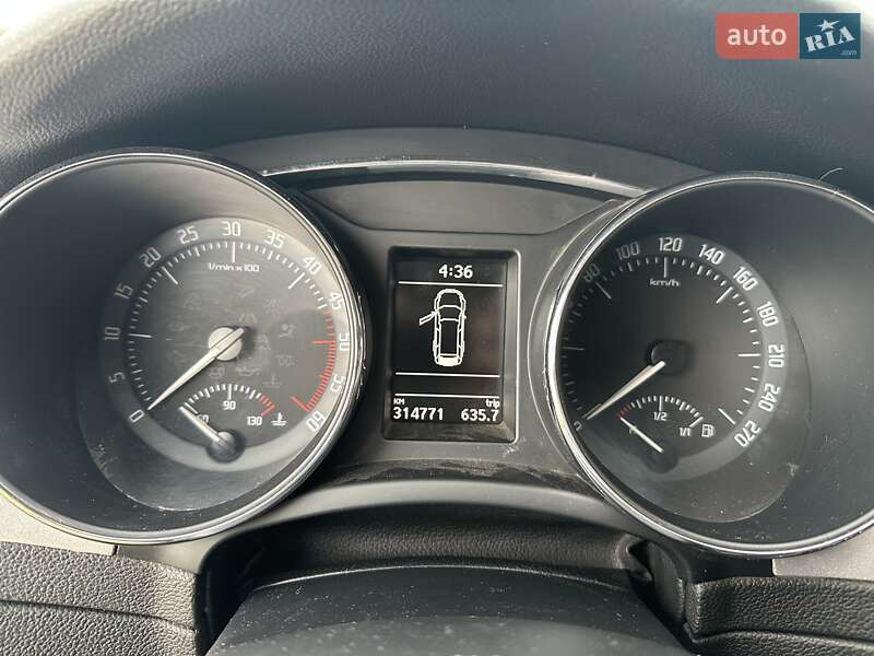 Універсал Skoda Superb 2010 в Житомирі