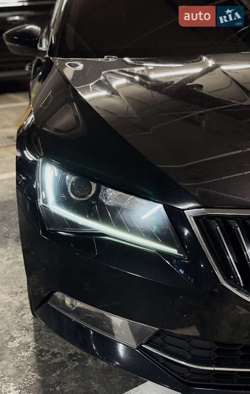 Лифтбек Skoda Superb 2017 в Днепре