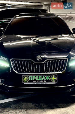 Лифтбек Skoda Superb 2017 в 