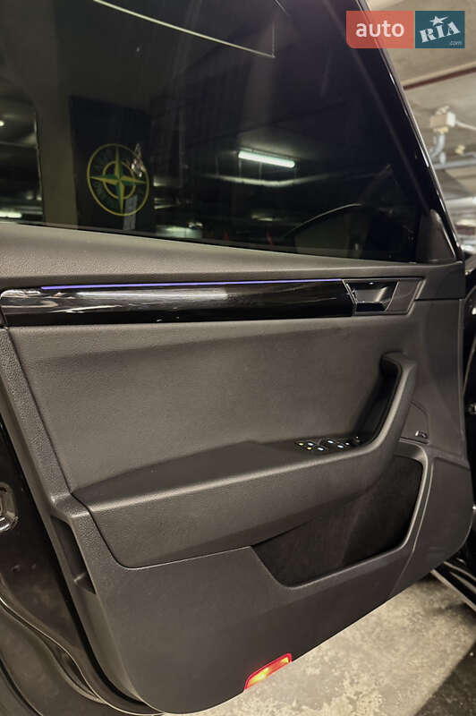 Лифтбек Skoda Superb 2017 в Днепре