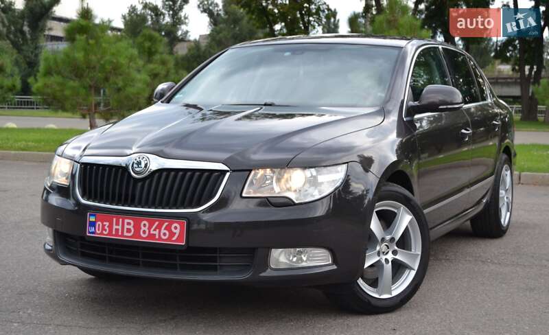 Лифтбек Skoda Superb 2009 в Днепре