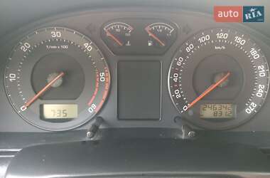 Лифтбек Skoda Superb 2004 в 