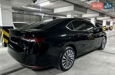 Лифтбек Skoda Superb 2025 в 