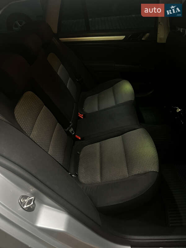 Универсал Skoda Superb 2012 в Черновцах