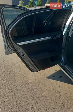 Лифтбек Skoda Superb 2010 в 