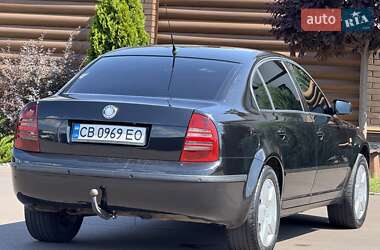 Лифтбек Skoda Superb 2006 в 