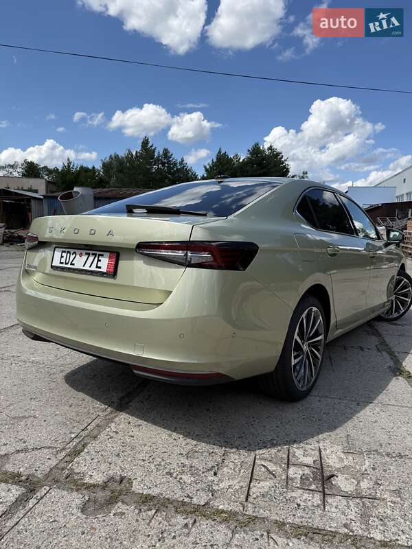 Лифтбек Skoda Superb 2024 в Львове