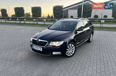 Универсал Skoda Superb 2012 в Бродах