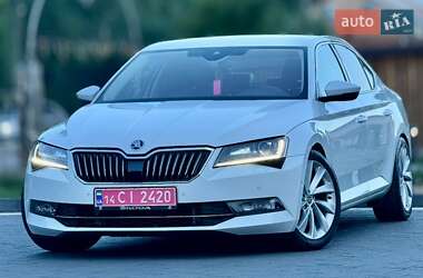 Лифтбек Skoda Superb 2016 в Ужгороде