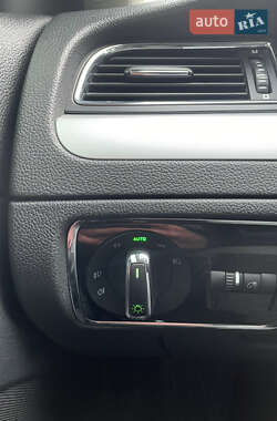 Лифтбек Skoda Superb 2012 в 
