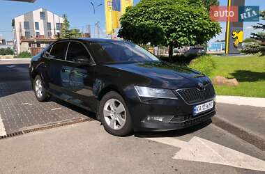 Лифтбек Skoda Superb 2017 в 