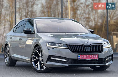 Лифтбек Skoda Superb 2020 в 