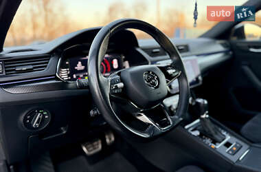 Лифтбек Skoda Superb 2020 в 