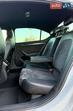 Лифтбек Skoda Superb 2020 в 