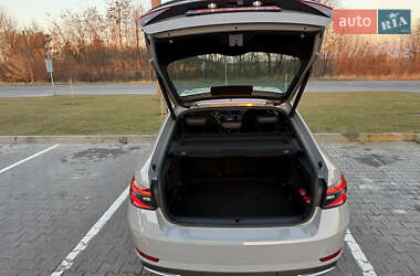 Лифтбек Skoda Superb 2020 в 