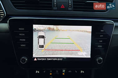 Лифтбек Skoda Superb 2020 в 