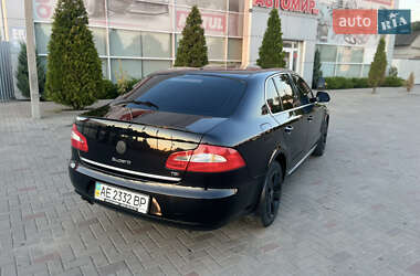 Лифтбек Skoda Superb 2012 в 