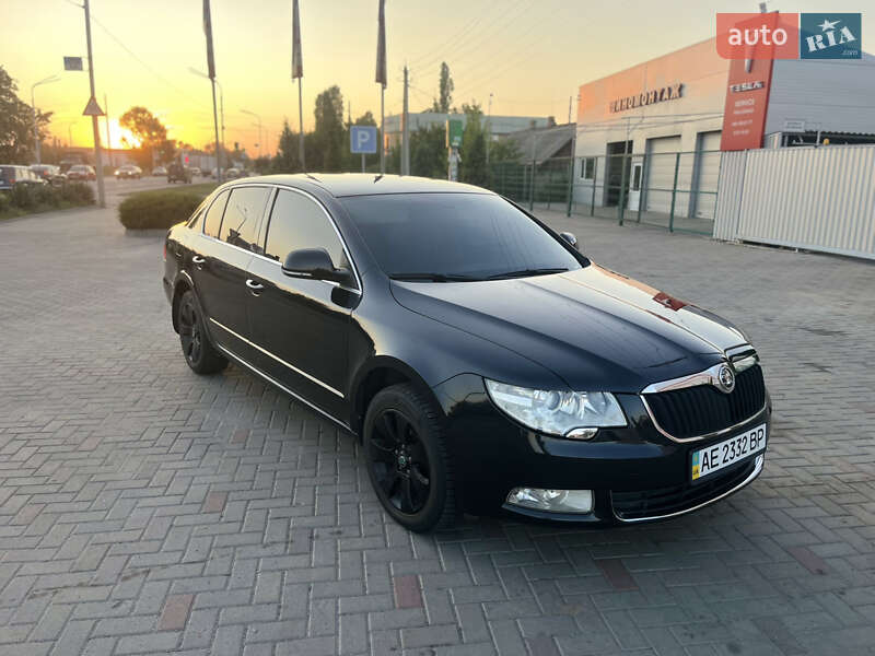 Лифтбек Skoda Superb 2012 в Павлограде