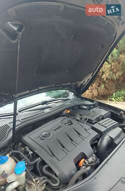 Универсал Skoda Superb 2012 в 