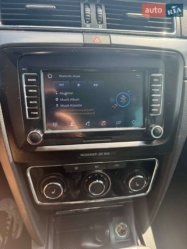 Универсал Skoda Superb 2010 в Дрогобыче
