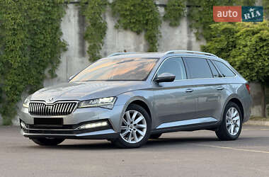 Універсал Skoda Superb 2020 в Рівному