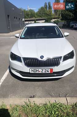 Универсал Skoda Superb 2016 в Каменец-Подольском
